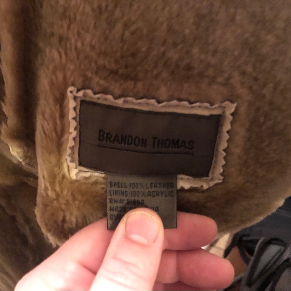 Woman’s Brandon Thomas leather coat - Picture 2 of 3